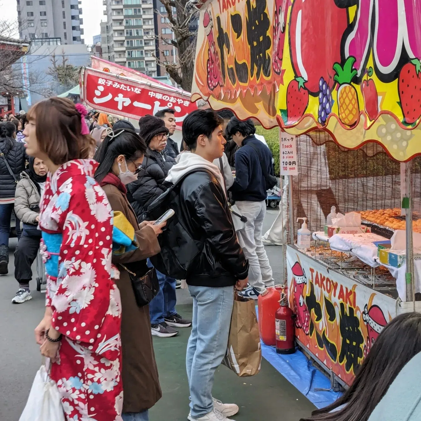 Street vender in Asakusa